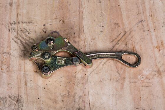 Αγορά Καλώδιο 16–32 mm με σφιγκτήρα με ικανότητα έλξης 3Τ για εγκατάσταση ηλεκτρικού αγωγού online manufacture