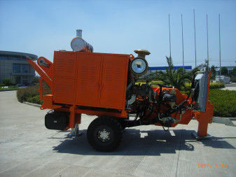 Γραμμή μετάδοσης που δένει με σπάγγο τον εξολκέα αγωγών υδραυλικών εξολκέων εργαλείων 250KN με τη μηχανή diesel της Cummins 261KW